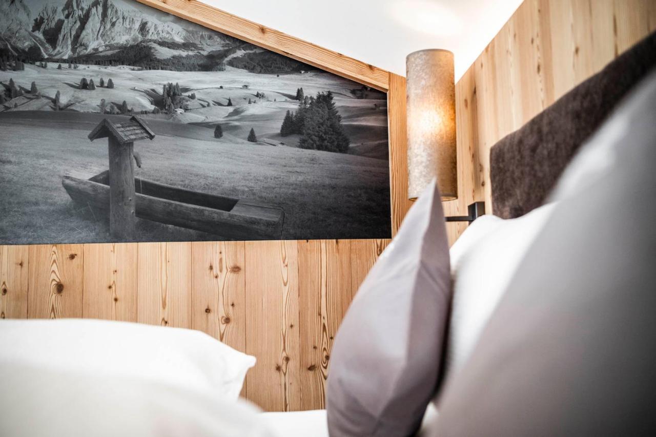 Cadepunt The Dolomites Lodge Selva di Val Gardena Extérieur photo