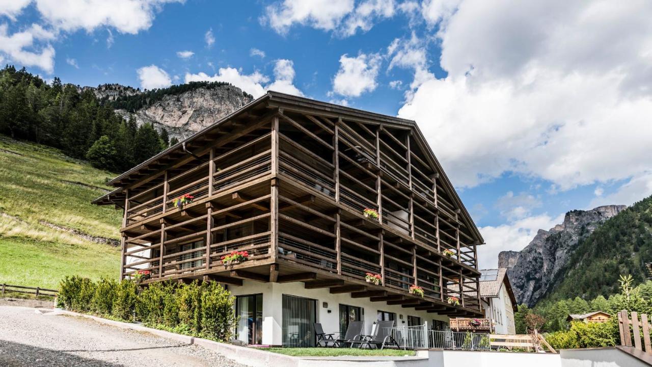 Cadepunt The Dolomites Lodge Selva di Val Gardena Extérieur photo