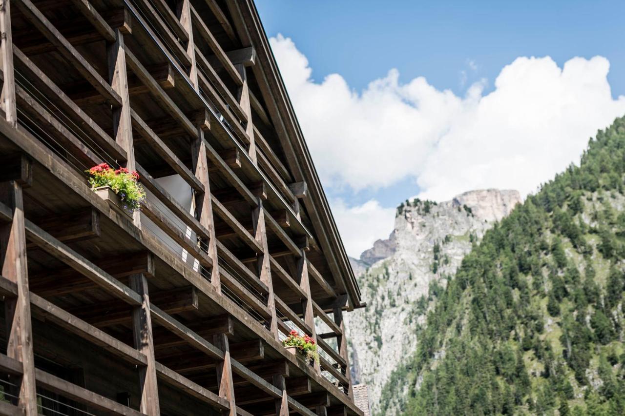 Cadepunt The Dolomites Lodge Selva di Val Gardena Extérieur photo